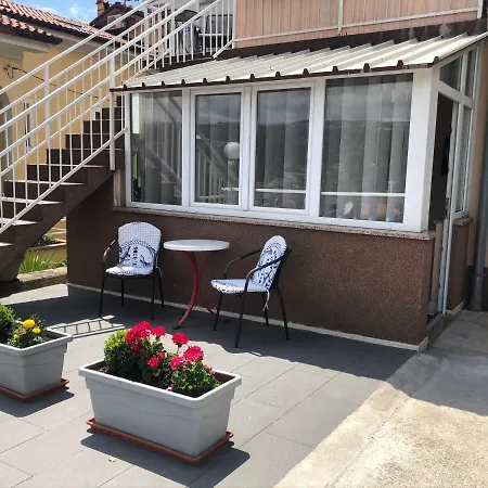 瑟匹克公寓酒店 *