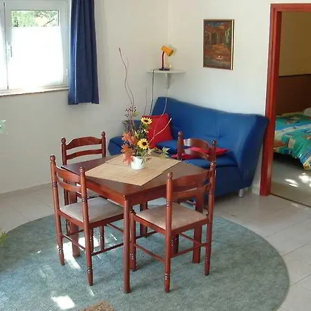 瑟匹克公寓酒店 *